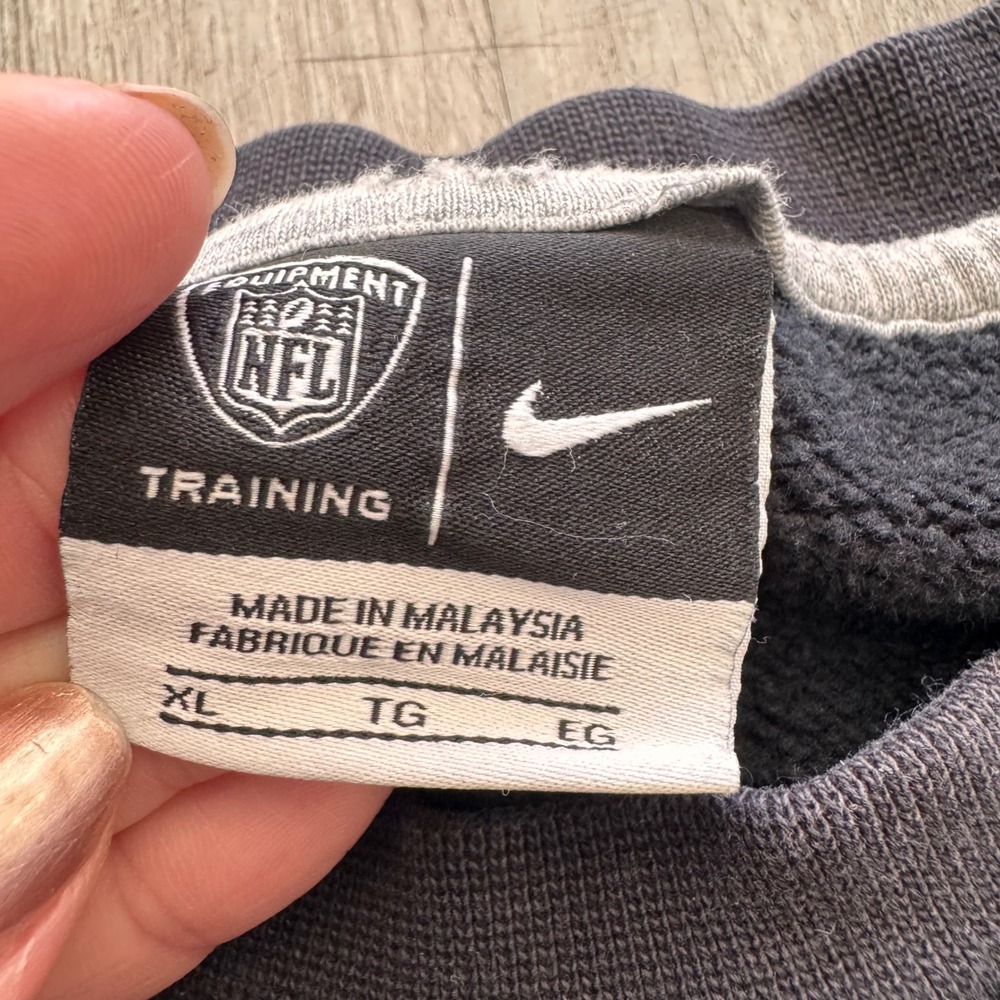 Nike NFL Carolina Panthers Sweatshirt Mens XL Black Training Crewneck Pullover - Picture 3 of 7